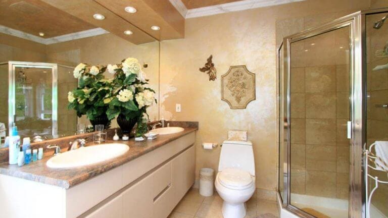 vanity featuring dual sinks